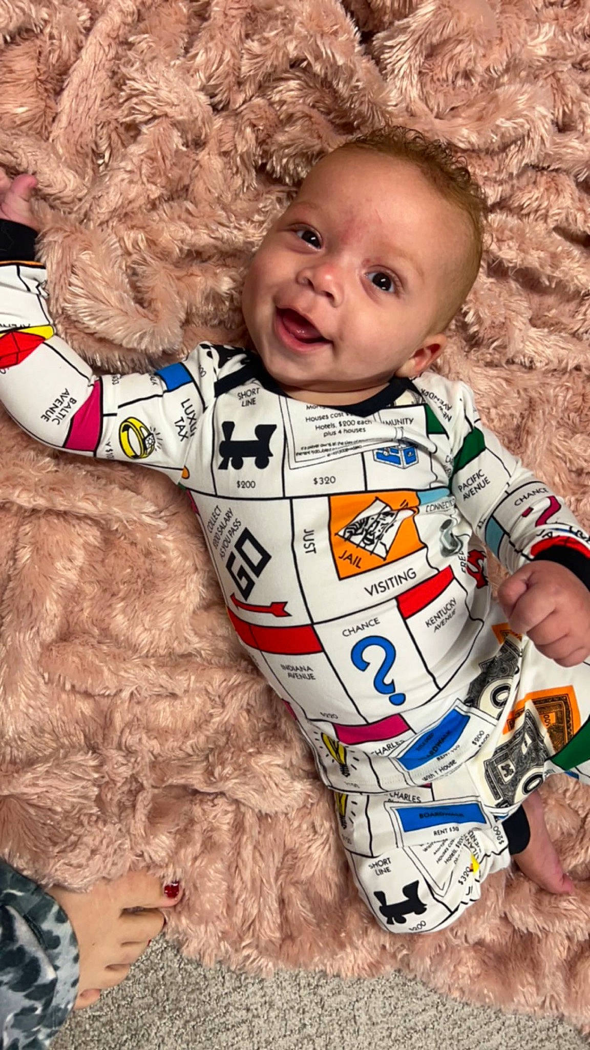 Kolson is registered to the contest to win money with this photo: art, baby, baby_toddler_clothing, cheek, child, chin, eye, face, fun, happy, head, people_in_nature, person, portrait_photography, sand, skin, sleeve, smile, soil, t_shirt