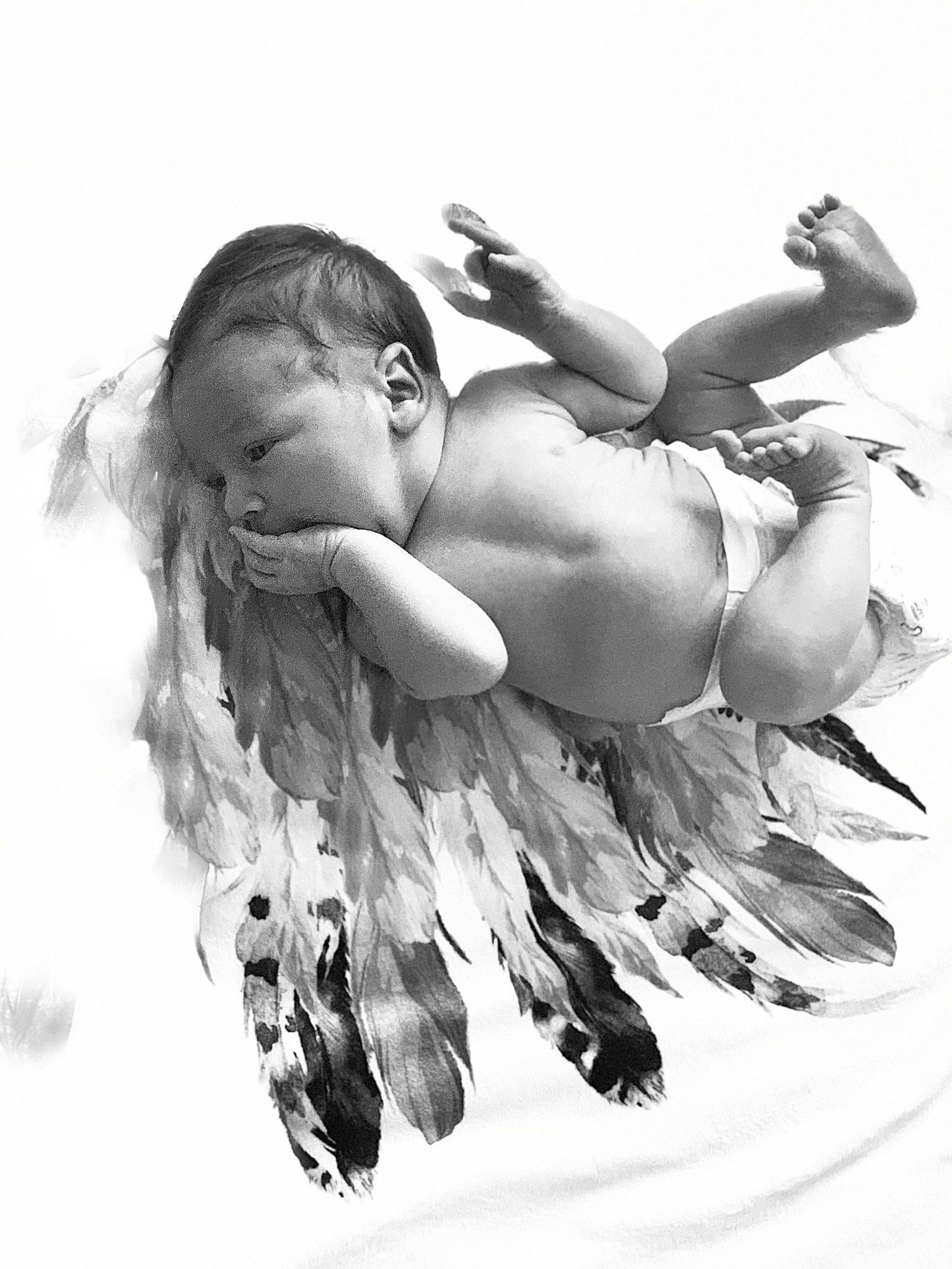 Teal is registered to the contest to win money with this photo: arm, black_and_white, child, fictional_character, fun, gesture, hand, happy, monochrome, monochrome_photography, person, photo_shoot, photograph, photography, smile, stock_photography, style, white