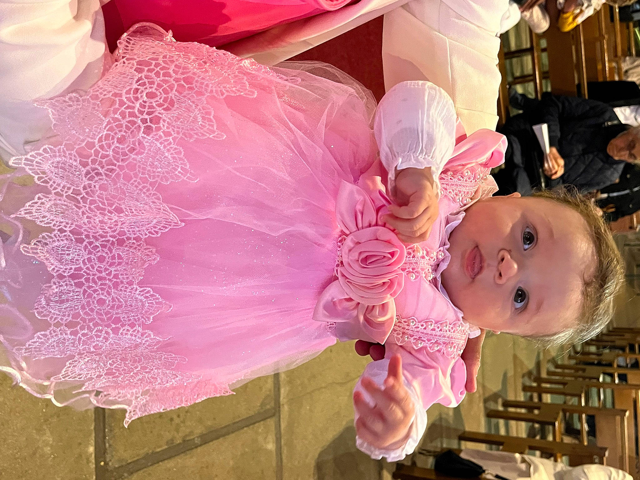 Layana Freitas a rejoint le concours — aidez-le/la à gagner de superbes lots ! baby, baby_toddler_clothing, bridal_accessory, cocktail_dress, costume, day_dress, embellishment, event, fashion_accessory, fashion_design, fun, happy, headpiece, magenta, peach, person, petal, pink, purple, smile