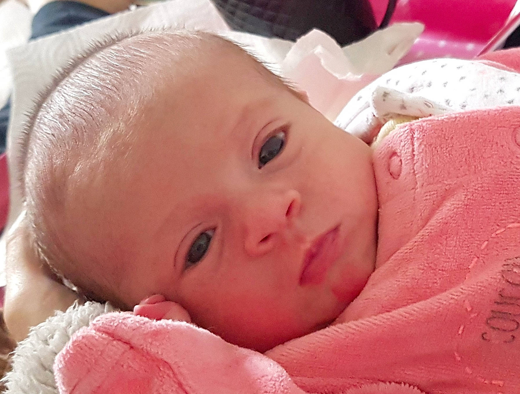 Laya a rejoint le concours — aidez-le/la à gagner de superbes lots ! baby, baby_sleeping, beauty, bedtime, cheek, child, close_up, eye, face, head, lip, mouth, nose, person, photography, pink, portrait_photography, skin, textile, toddler