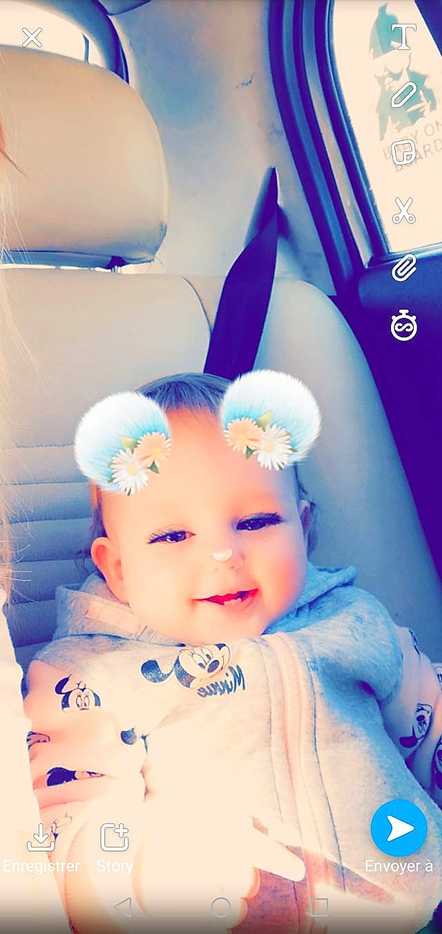 Haneia a rejoint le concours — aidez-le/la à gagner de superbes lots ! blue, child, doll, girl, happiness, infant, person, product, purple, skin, smile, toddler, toy