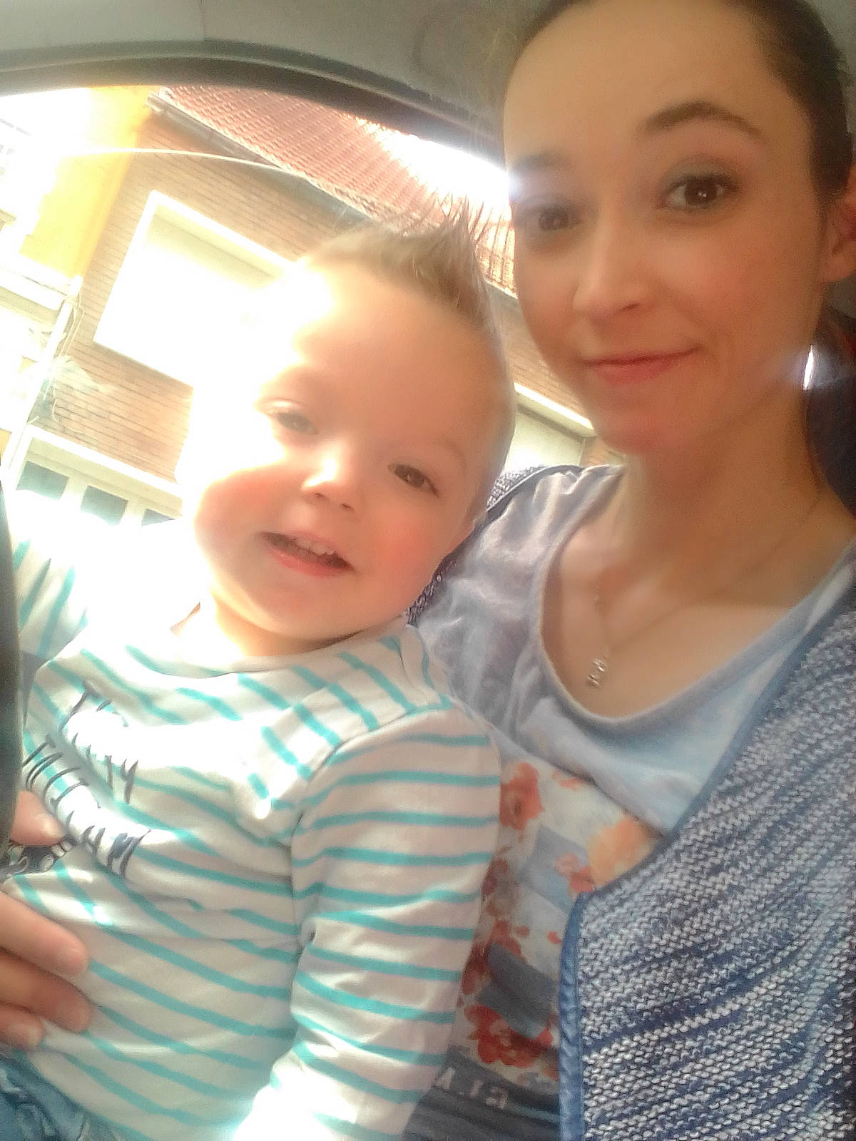 Louis a rejoint le concours — aidez-le/la à gagner de superbes lots ! baby, cheek, child, daughter, eye, face, fun, happy, head, mother, nose, people, person, photography, selfie, sibling, skin, smile, toddler, vacation