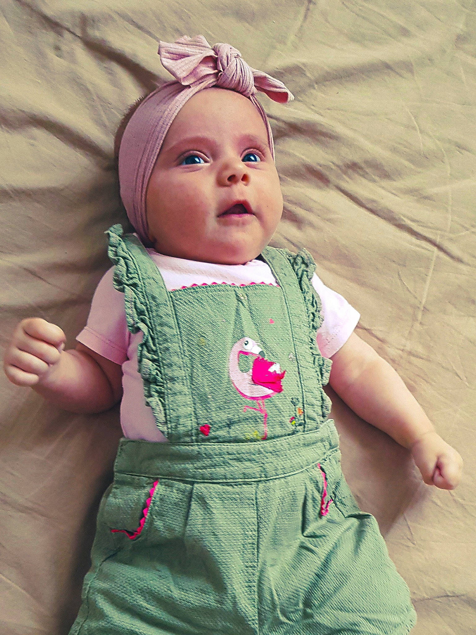 Elisa a rejoint le concours — aidez-le/la à gagner de superbes lots ! baby, baby_toddler_clothing, cheek, child, doll, dress, eye, eyelash, face, finger, happy, head, headwear, human_body, iris, lip, magenta, person, pink, skin