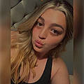 Elle M. A.