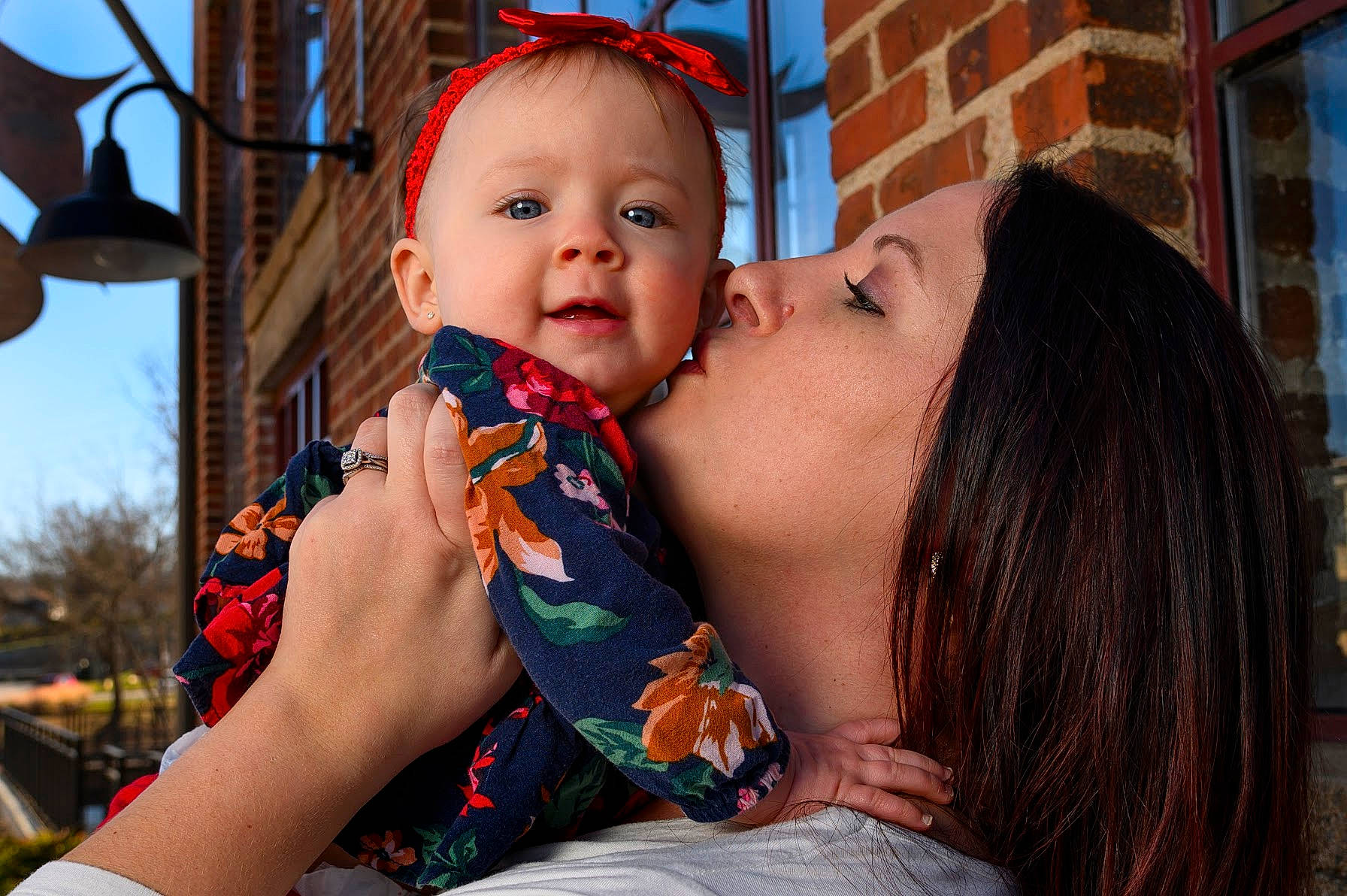 Kailee is registered to the contest to win money with this photo: child, eating, finger, food, person, sweetness, toddler