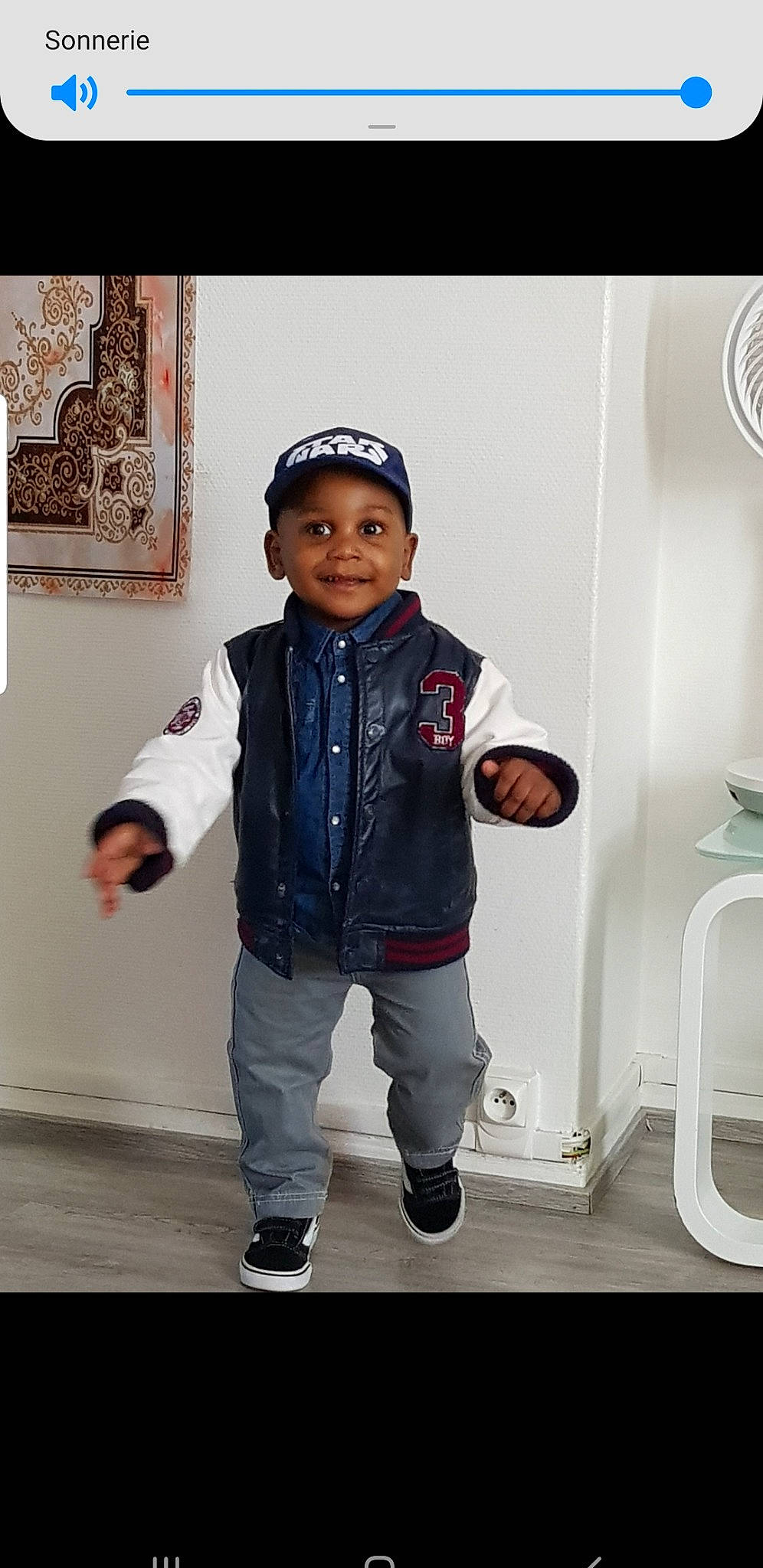 Bradley participe au concours pour gagner de l'argent avec cette photo : child, child_model, cool, denim, headwear, jacket, jeans, joy, outerwear, person, sleeve, standing, toddler, trousers, white