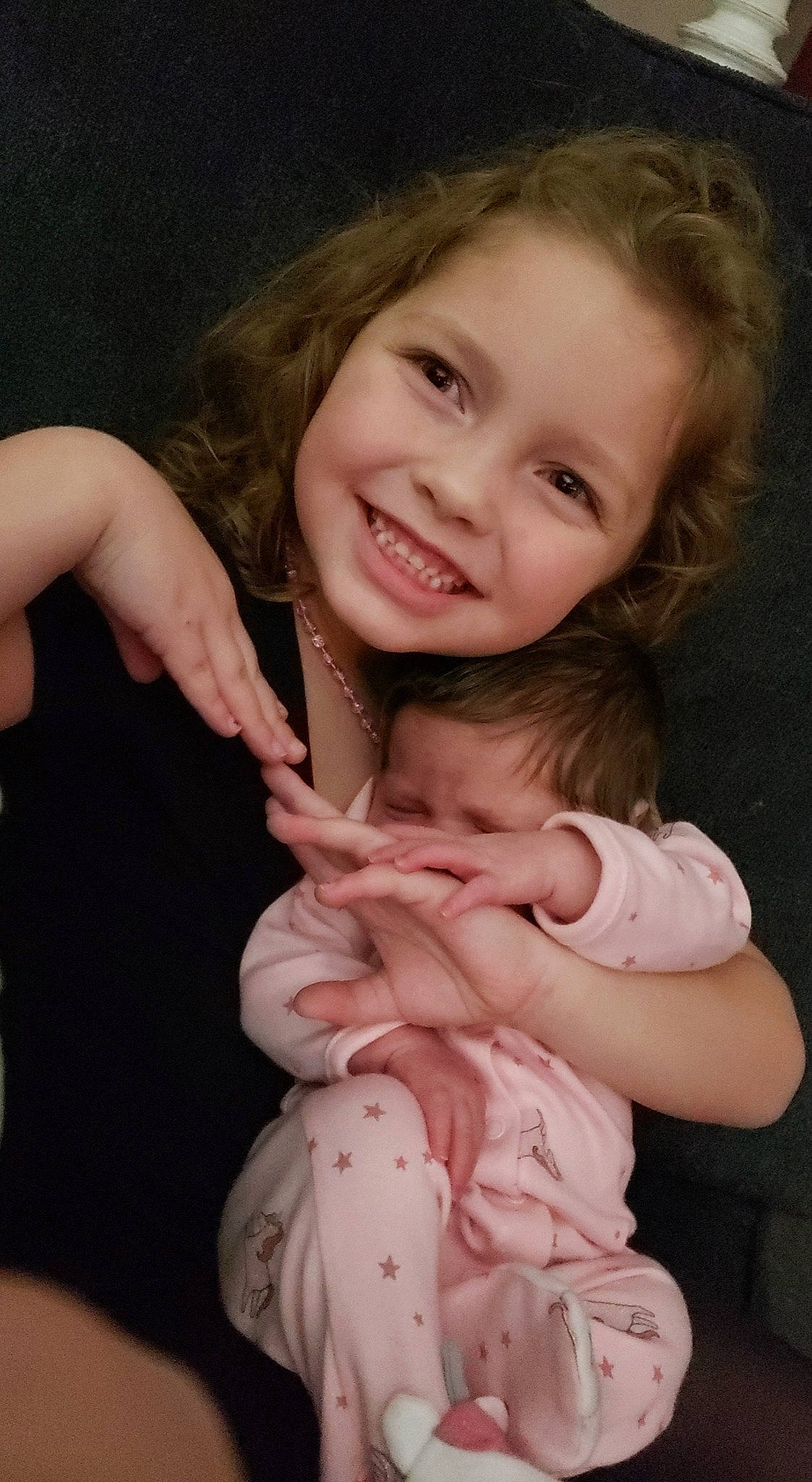 Peightyn is registered to the contest to win money with this photo: arm, baby, baby_toddler_clothing, blond, brown_hair, cheek, child, child_model, finger, gesture, hand, iris, joy, love, nail, person, portrait, portrait_photography, skin, thumb