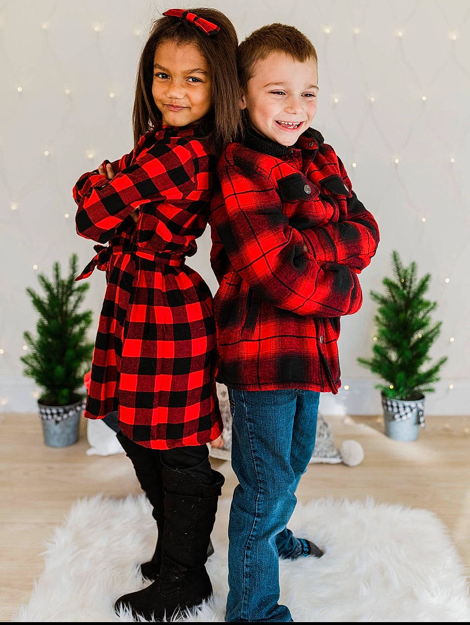 Chasity joined the competition — help win amazing prizes! child, christmas, christmas_decoration, christmas_eve, christmas_tree, design, event, fun, fur, holiday, joy, outerwear, pattern, person, plaid, smile, standing, tartan, textile, toddler