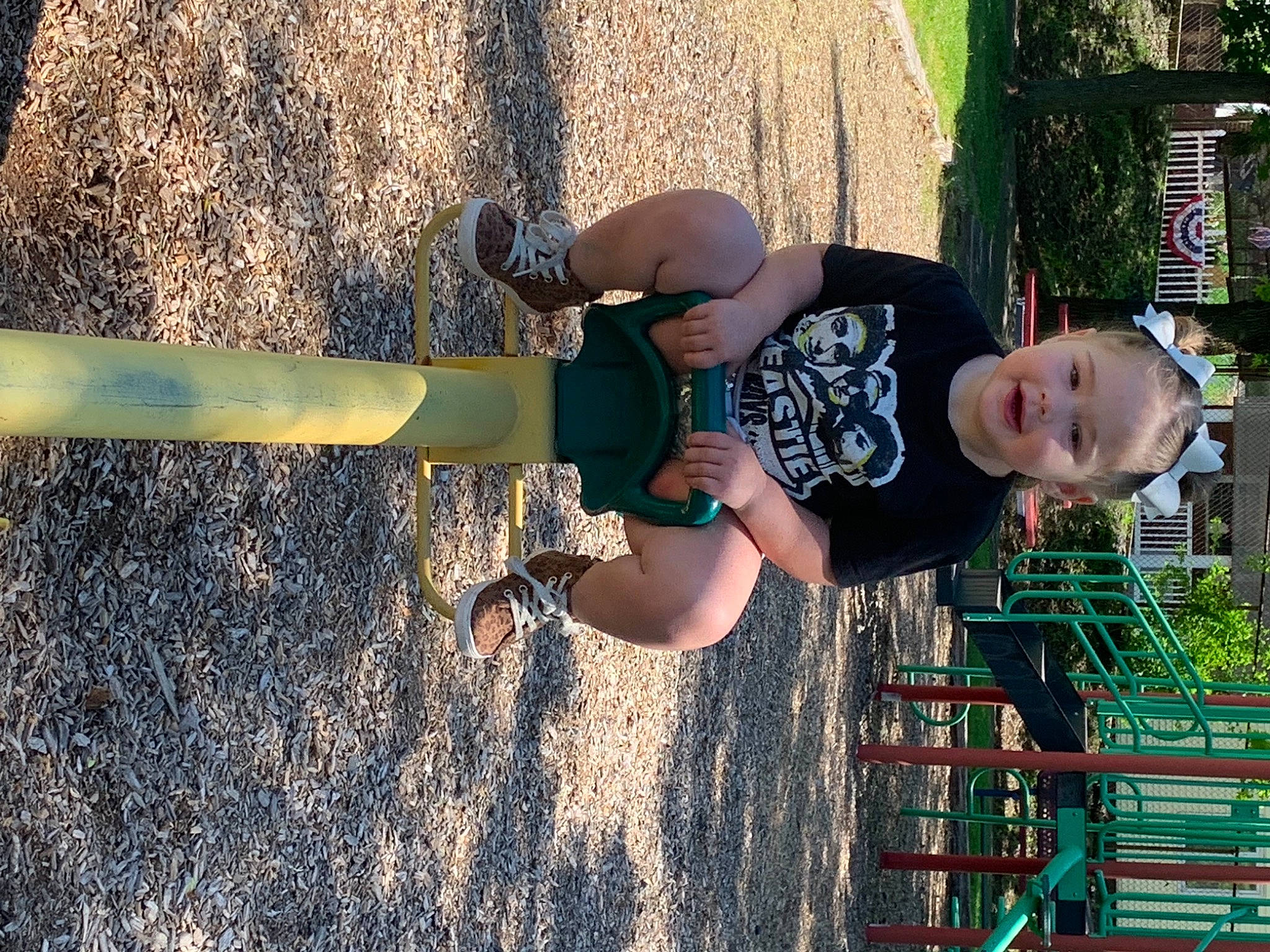 Kamiya is registered to the contest to win money with this photo: asphalt, child, city, elbow, fun, grass, happy, human_settlement, leisure, outdoor_play_equipment, person, pipe, plant, public_space, recreation, shorts, soil, t_shirt, toddler, tree