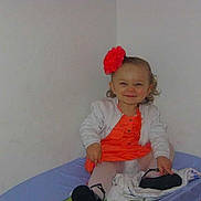 Chloe participe au concours pour gagner de l'argent avec cette photo :