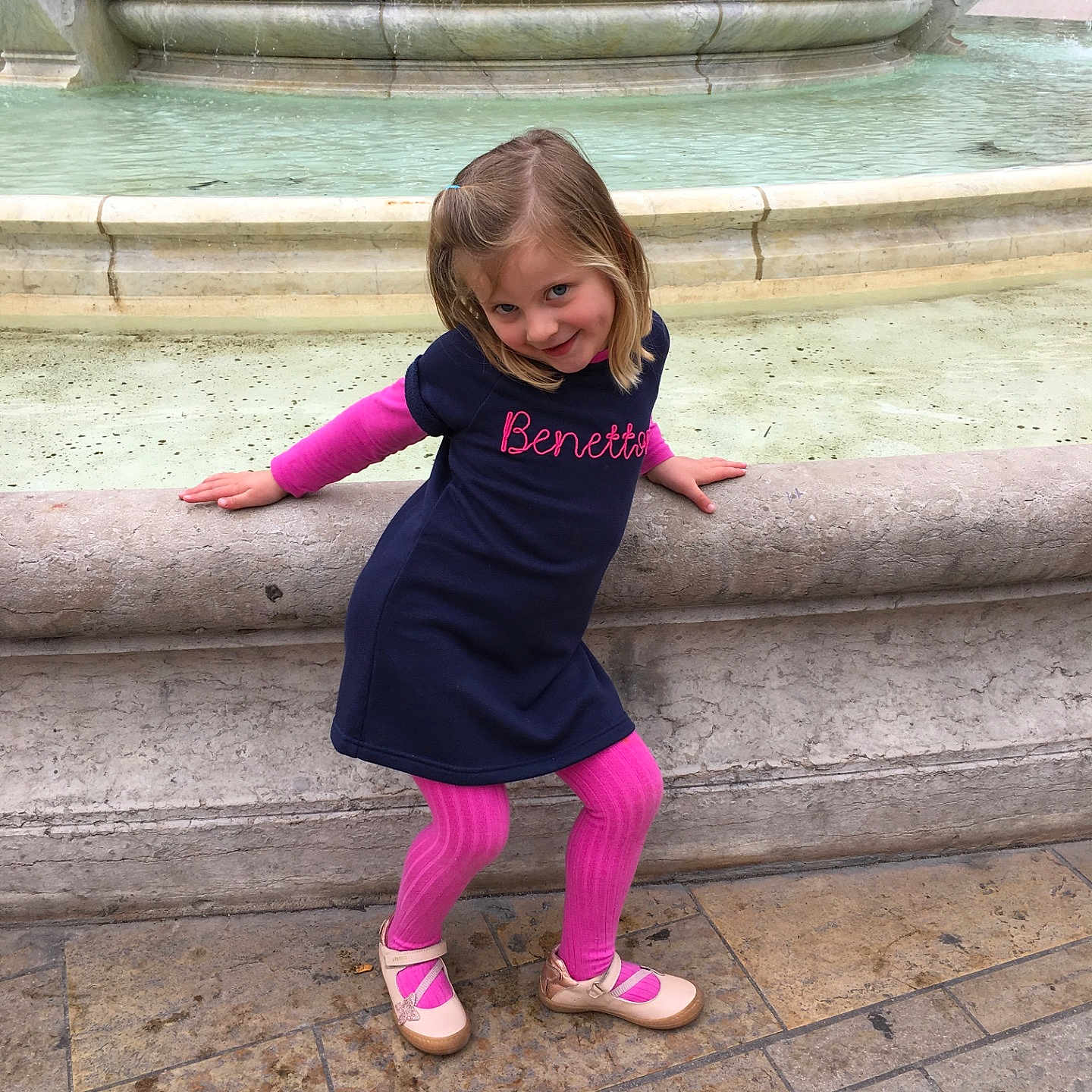 Juliette participe au concours pour gagner de l'argent avec cette photo : adventure, fun, girl, pink, recreation