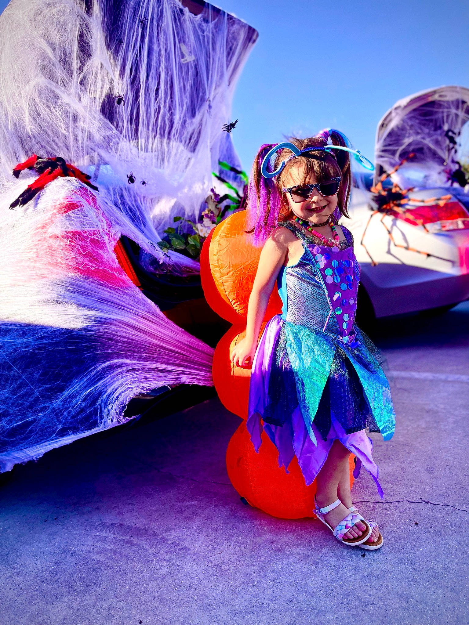 Victoria joined the competition — help win amazing prizes! electric_blue, entertainment, event, feather, fictional_character, fun, happy, joy, leisure, magenta, people_in_nature, performance_art, performing_arts, person, pink, public_event, purple, sandal, sky, tradition