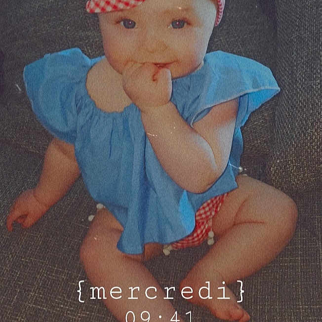 Lya a rejoint le concours — aidez-le/la à gagner de superbes lots ! baby, baby_toddler_clothing, cap, chin, cool, eye, face, fun, hairstyle, happy, head, headgear, human_body, lip, pink, skin, sleeve, smile, textile, toddler