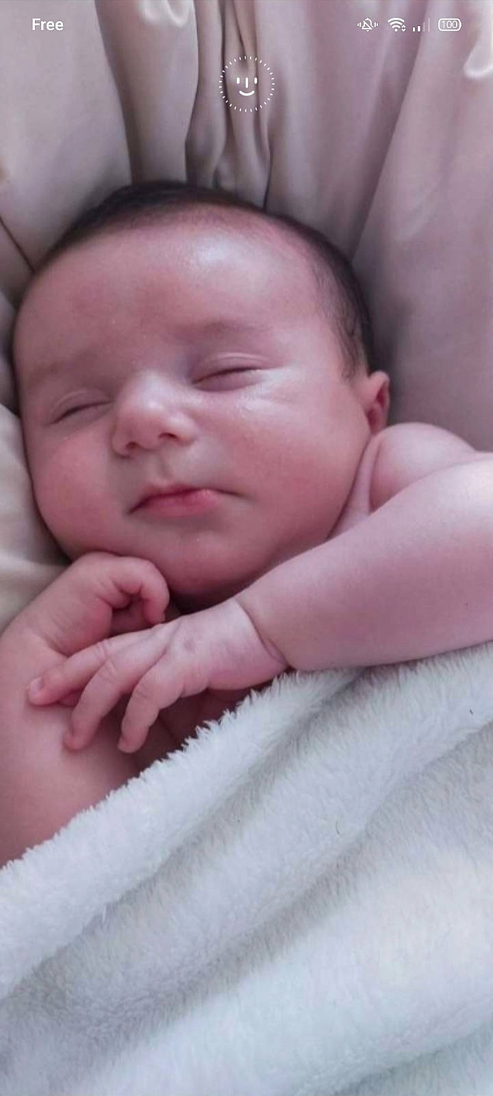 Gabriel a rejoint le concours — aidez-le/la à gagner de superbes lots ! baby_sleeping, bedtime, cheek, child, close_up, comfort, eyebrow, eyelash, facial_expression, finger, forehead, human, lip, muscle, nap, organ, person, photography, skin, sleep