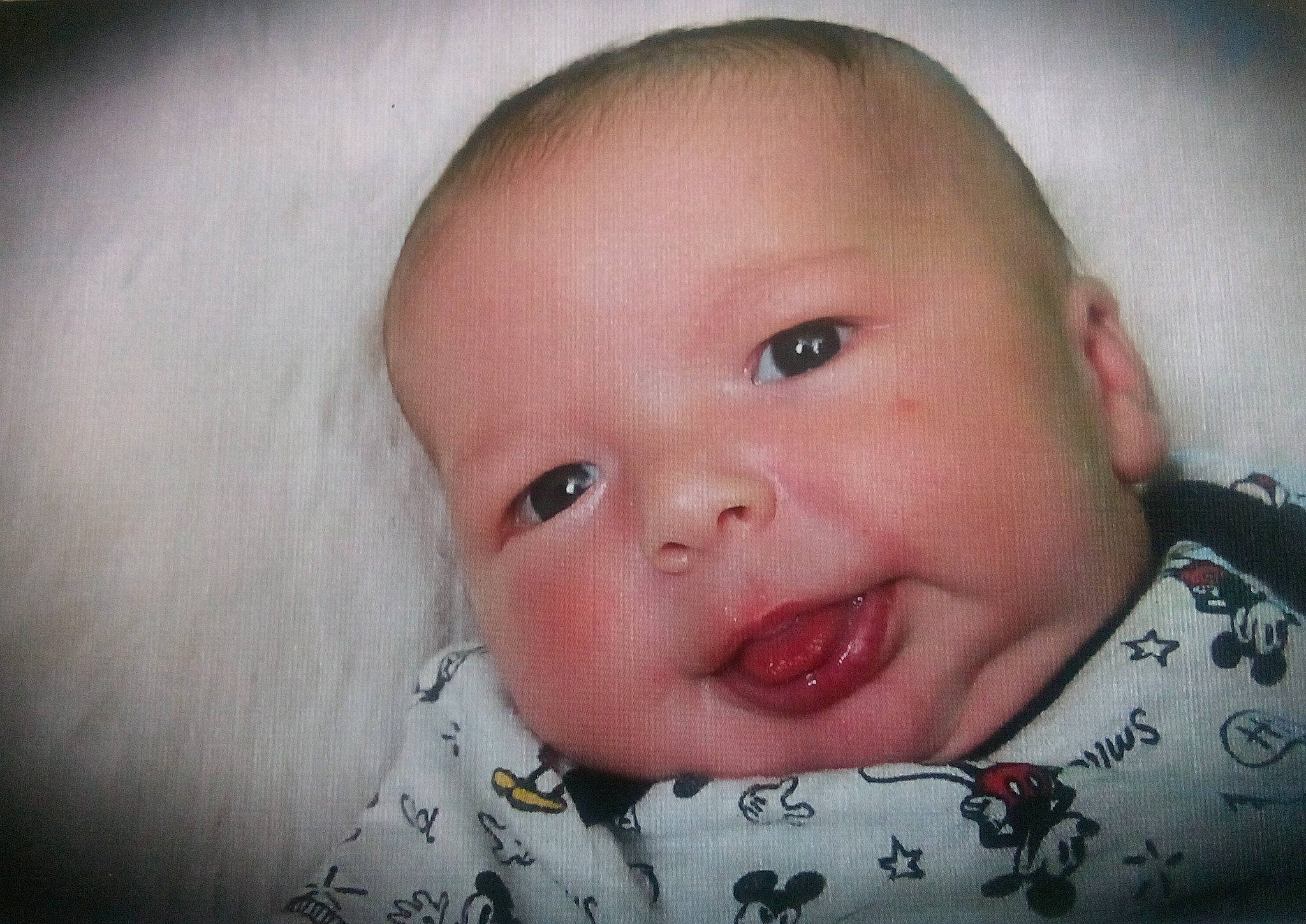 Andrew is registered to the contest to win money with this photo: baby, baby_toddler_clothing, cheek, child, comfort, ear, eyebrow, eyelash, fun, happy, human_body, iris, lip, mouth, no_expression, nose, person, portrait_photography, skin, smile