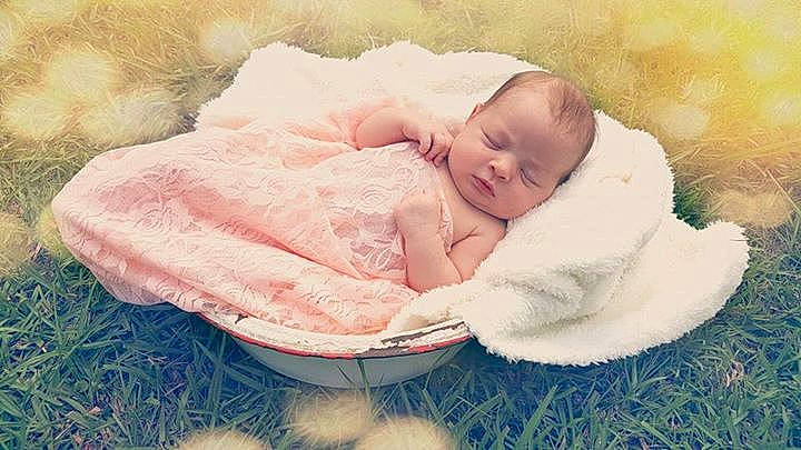 Elana joined the competition — help win amazing prizes! child, girl, infant, photograph, pink, product, skin, sleep, toddler
