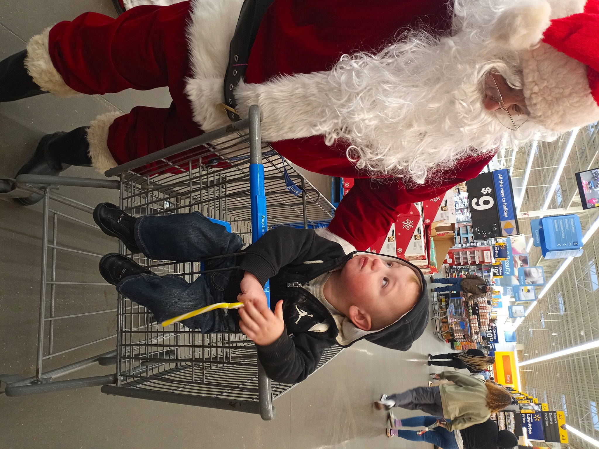 Rayden is registered to the contest to win money with this photo: engineering, event, fun, fur, holiday, machine, person, red, santa_claus, t_shirt, thigh, tree