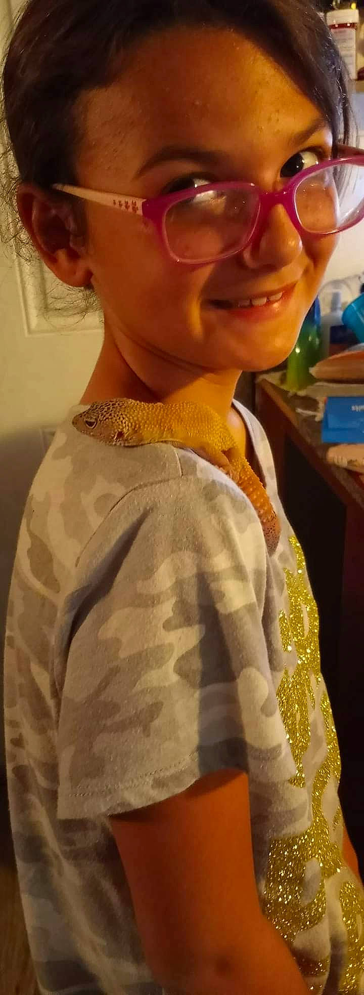 Caroylelynn is registered to the contest to win money with this photo: beard, chest, cool, dress_shirt, eyewear, fashion_accessory, fashion_design, formal_wear, goggles, happy, joy, lip, neck, pattern, person, sleeve, smile, sunglasses, t_shirt, vintage_clothing