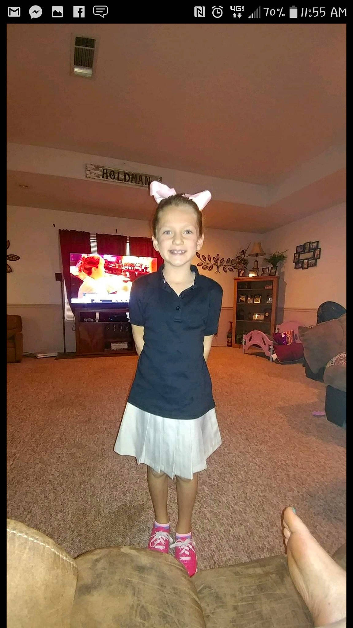 Hensley is registered to the contest to win money with this photo: abdomen, arm, clothing, day, dress, finger, fun, girl, hip, human_body, joint, joy, leg, muscle, person, photo_caption, product, shoulder, snapshot, standing