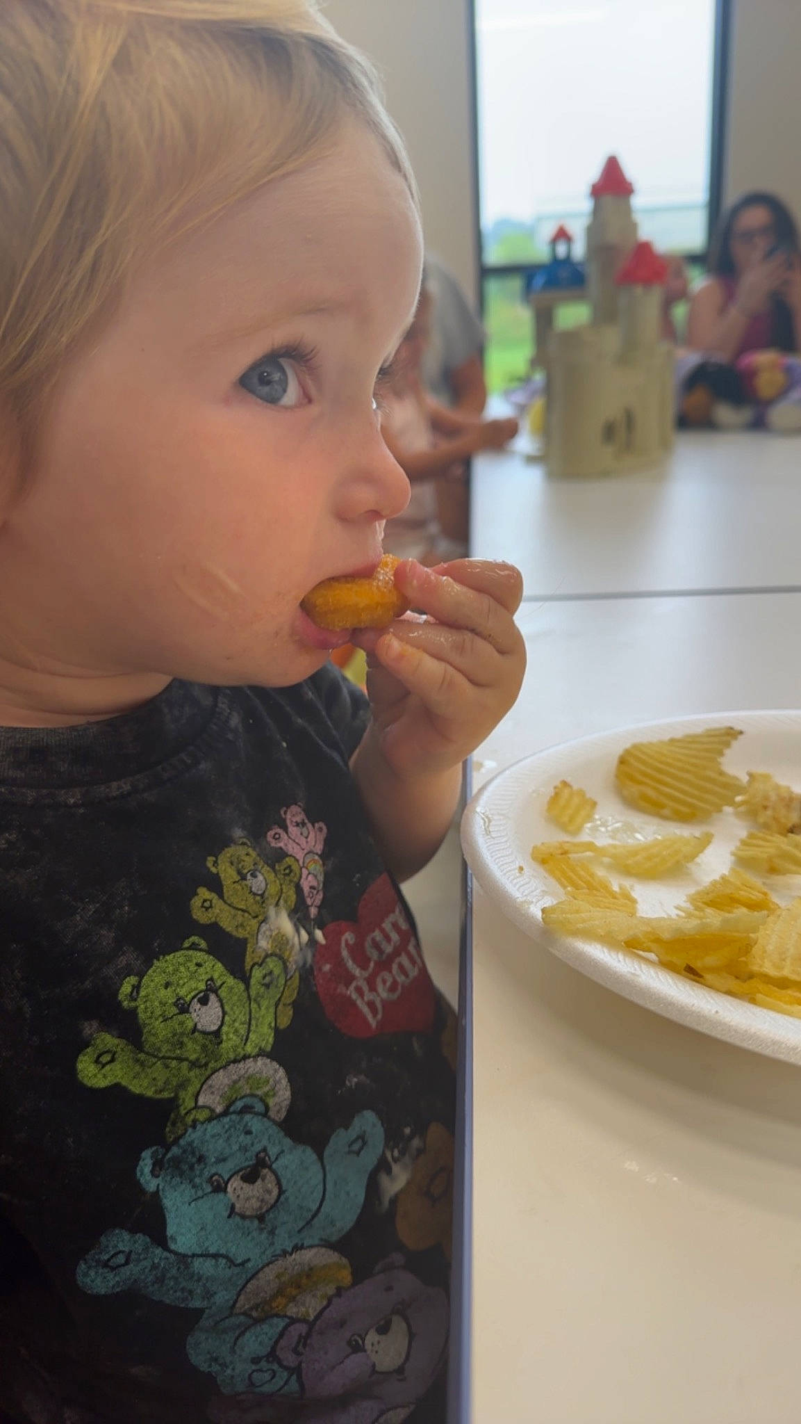 Roselynn joined the competition — help win amazing prizes! baby, baby_playing_with_food, biting, chair, child, comfort_food, cuisine, dish, dishware, food, food_craving, ingredient, junk_food, person, plate, recipe, sharing, surprise, sweetness, table