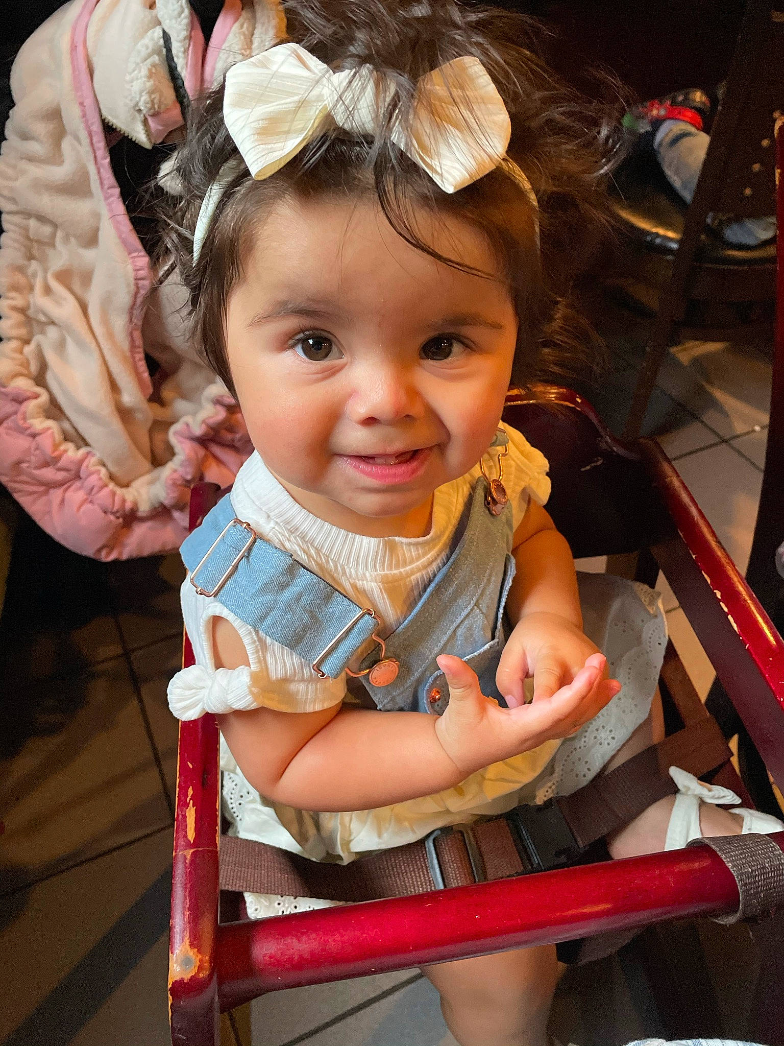 Swayze is registered to the contest to win money with this photo: baby_toddler_clothing, beauty, cheek, child, chin, ear, eye, eyelash, fun, hair, hairstyle, happy, human, iris, organ, person, pink, product, skin, smile