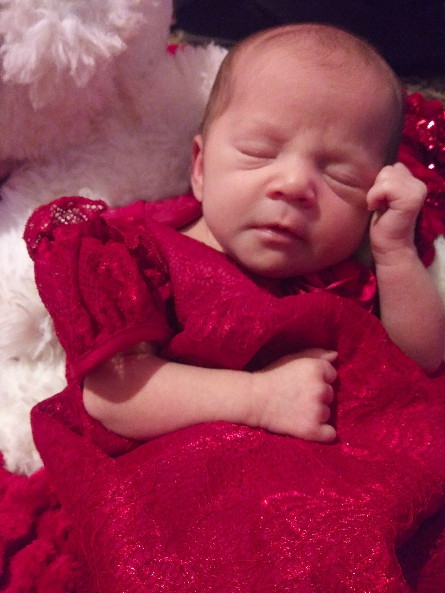 Linda is registered to the contest to win money with this photo: baby, beauty, cheek, child, eye, face, head, lip, magenta, mouth, nose, person, pink, red, skin, sleep, smile, toddler