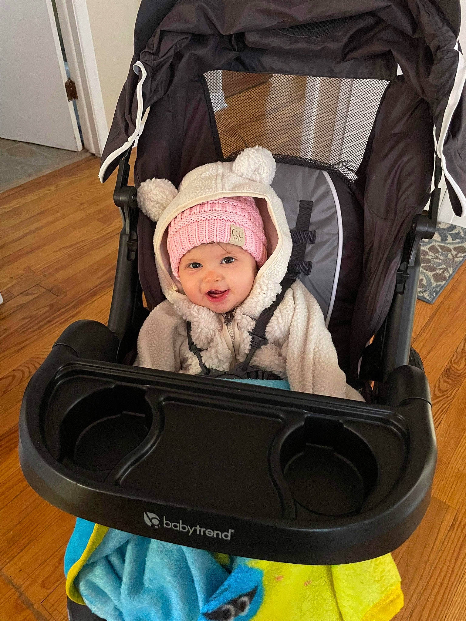 Freya is registered to the contest to win money with this photo: auto_part, baby, baby_carriage, baby_products, baby_safety, baby_toddler_clothing, bag, baggage, car_seat, chair, child, comfort, eye, headwear, infant_bed, luggage_and_bags, person, personal_protective_equipment, service, sitting