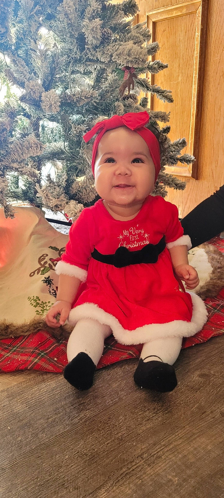 Ayla is registered to the contest to win money with this photo: baby, baby_toddler_clothing, child, christmas, costume_hat, dress, event, fun, happy, hat, head, headwear, magenta, pattern, person, pink, red, skin, sleeve, smile