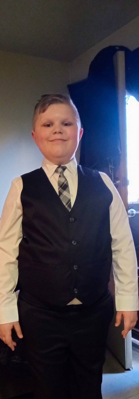 Ephraim joined the competition — help win amazing prizes! blazer, bow_tie, button, collar, dress_shirt, electric_blue, event, fashion_accessory, forehead, formal_wear, gesture, joy, neck, official, person, school_uniform, sleeve, smile, tie, uniform