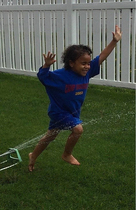 Shakayla is registered to the contest to win money with this photo: grass, joy, lawn, person, player, sports_equipment