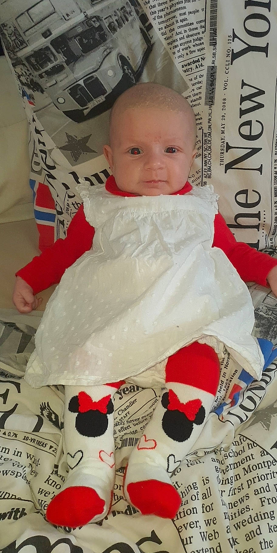 Kamëlia participe au concours pour gagner de l'argent avec cette photo : baby, baby_toddler_clothing, child, design, pattern, person, toddler