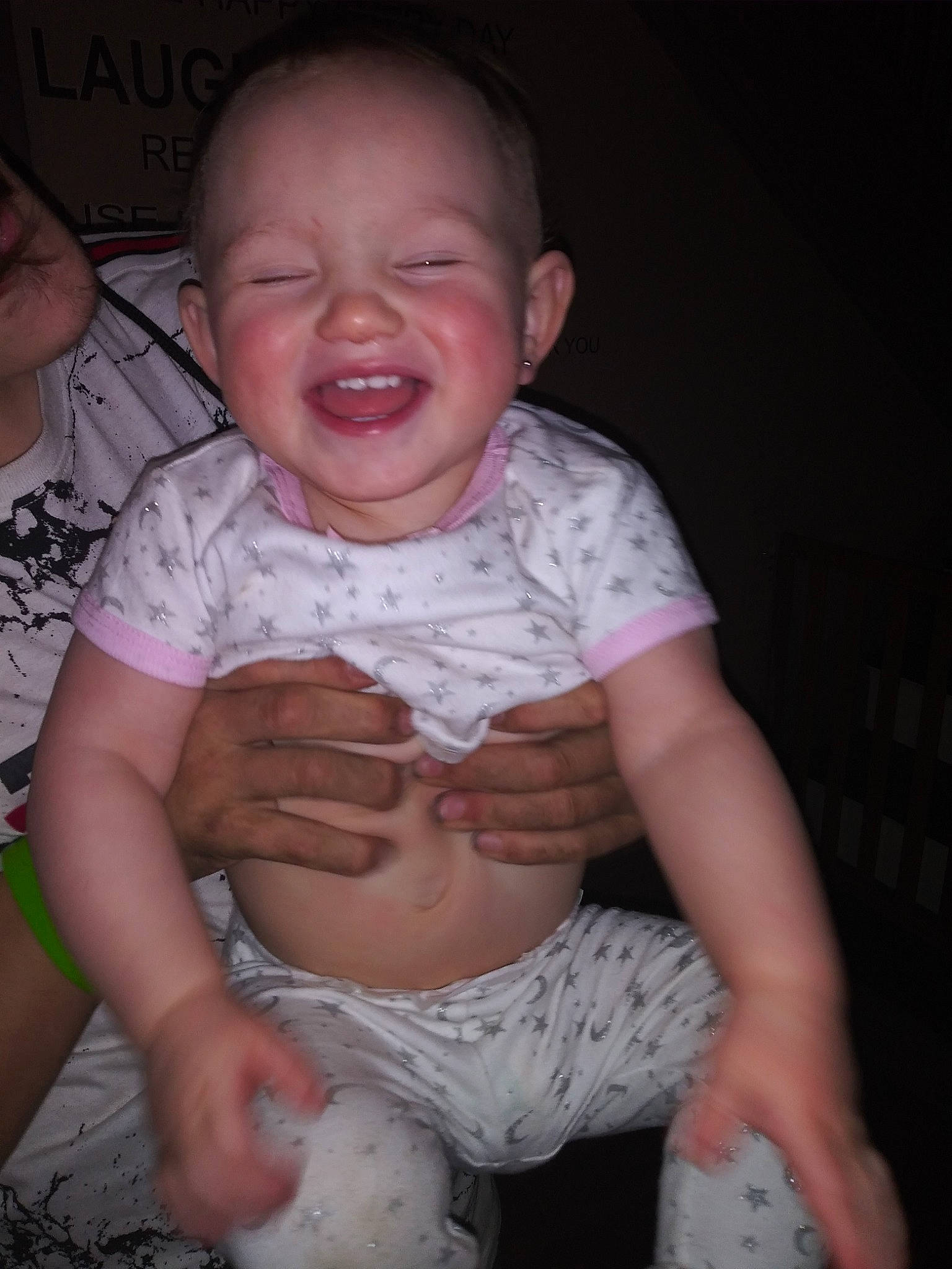 Natalie is registered to the contest to win money with this photo: abdomen, arm, baby, cheek, child, eye, facial_expression, finger, fun, mouth, nose, person, sitting, skin, smile, stomach, toddler, trunk