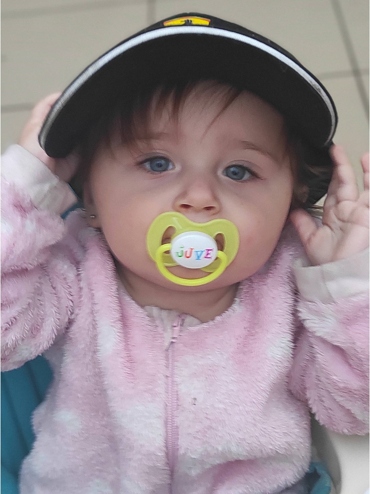Franscecamaria participe au concours pour gagner de l'argent avec cette photo : baby, cheek, child, eye, lip, mouth, nose, person, pink, skin, smile, toddler