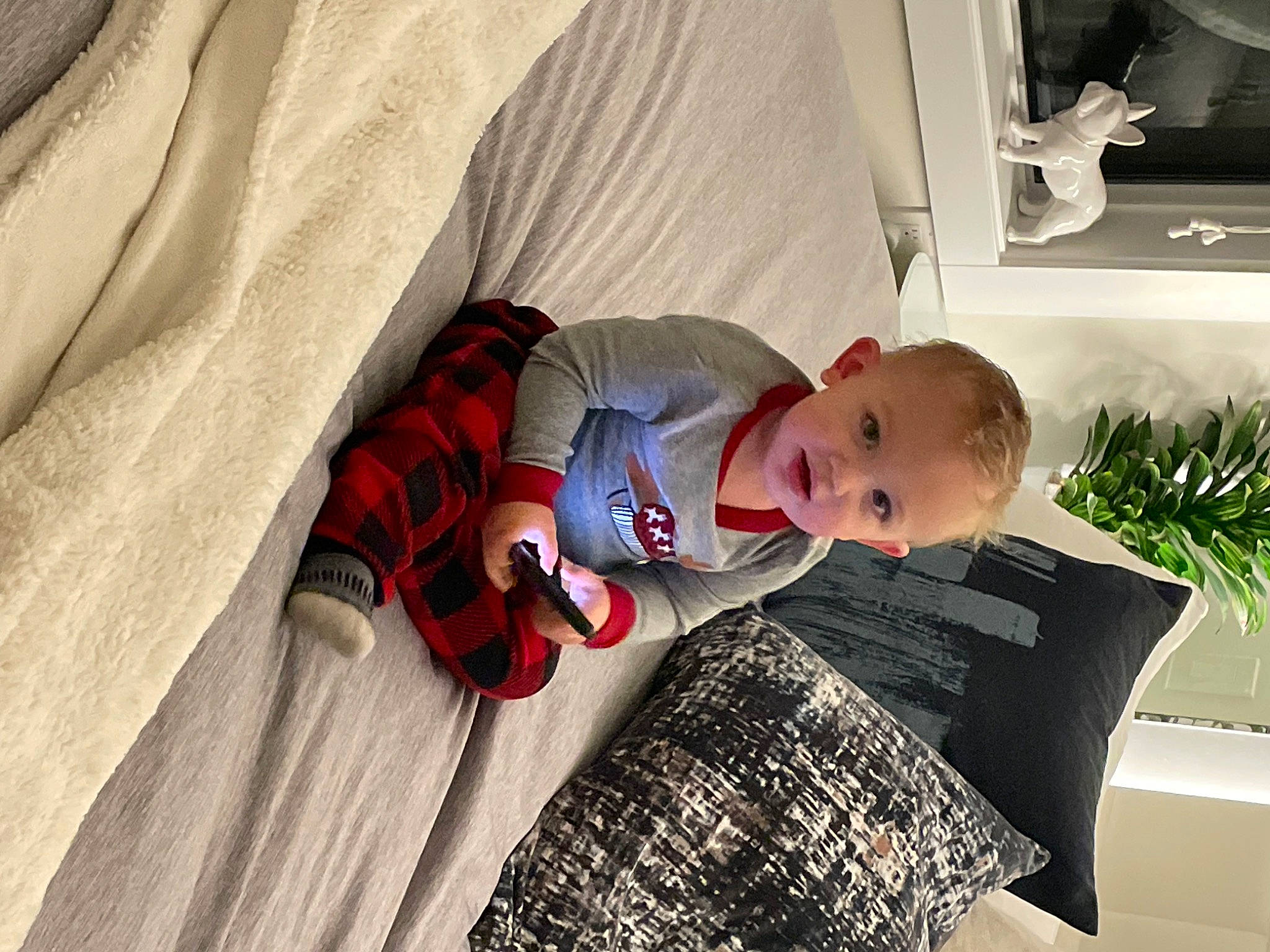 Kyng joined the competition — help win amazing prizes! baby, baby_products, baby_toddler_clothing, bedtime, carmine, child, comfort, couch, flooring, happy, houseplant, linens, nap, pattern, person, plant, room, sitting, textile, toddler