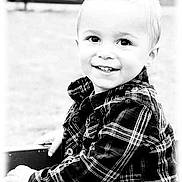 Mayron a rejoint le concours — aidez-le/la à gagner de superbes lots !