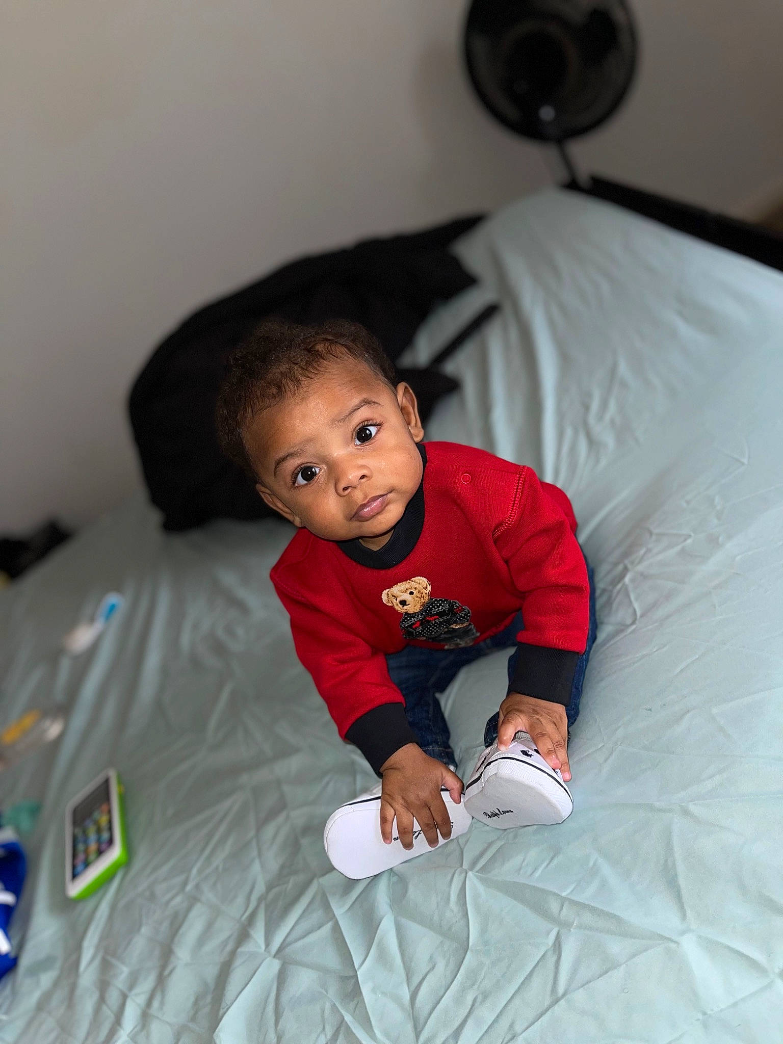 Cannon joined the competition — help win amazing prizes! baby, baby_toddler_clothing, bedding, child, comfort, finger, flash_photography, flooring, fun, grass, human_leg, knee, linens, mouth, person, room, sitting, sleeve, t_shirt, textile