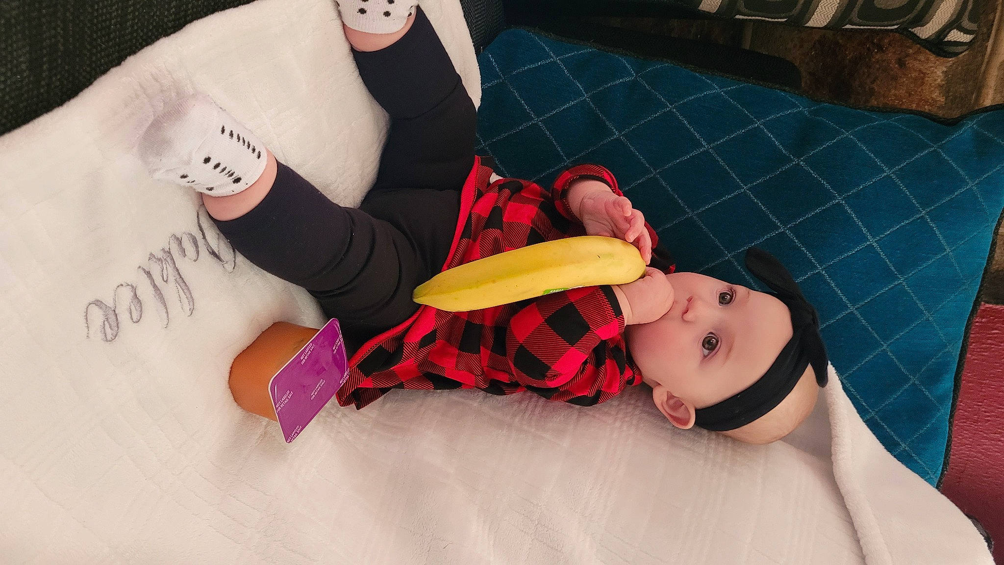 Oaklee is registered to the contest to win money with this photo: abdomen, arm, baby, comfort, elbow, finger, gesture, hand, headwear, human_body, joint, knee, leg, nail, neck, person, pink, skin, surprise, textile