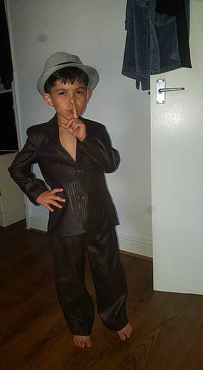 Seivan is registered to the contest to win money with this photo: