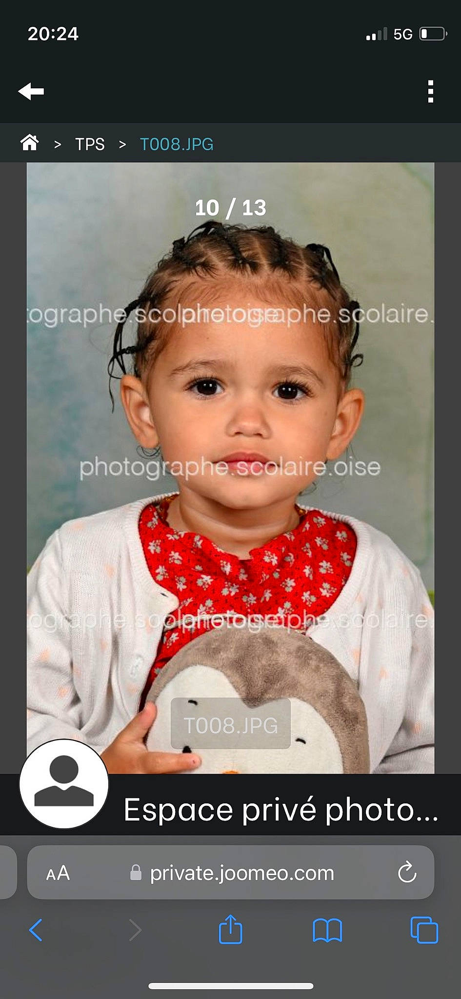 Alyah a rejoint le concours — aidez-le/la à gagner de superbes lots ! advertising, baby, baby_toddler_clothing, cheek, child, eyelash, fashion_accessory, flash_photography, font, hair_accessory, happy, headband, headpiece, headwear, jewellery, necklace, person, photo_caption, portrait_photography, sleeve