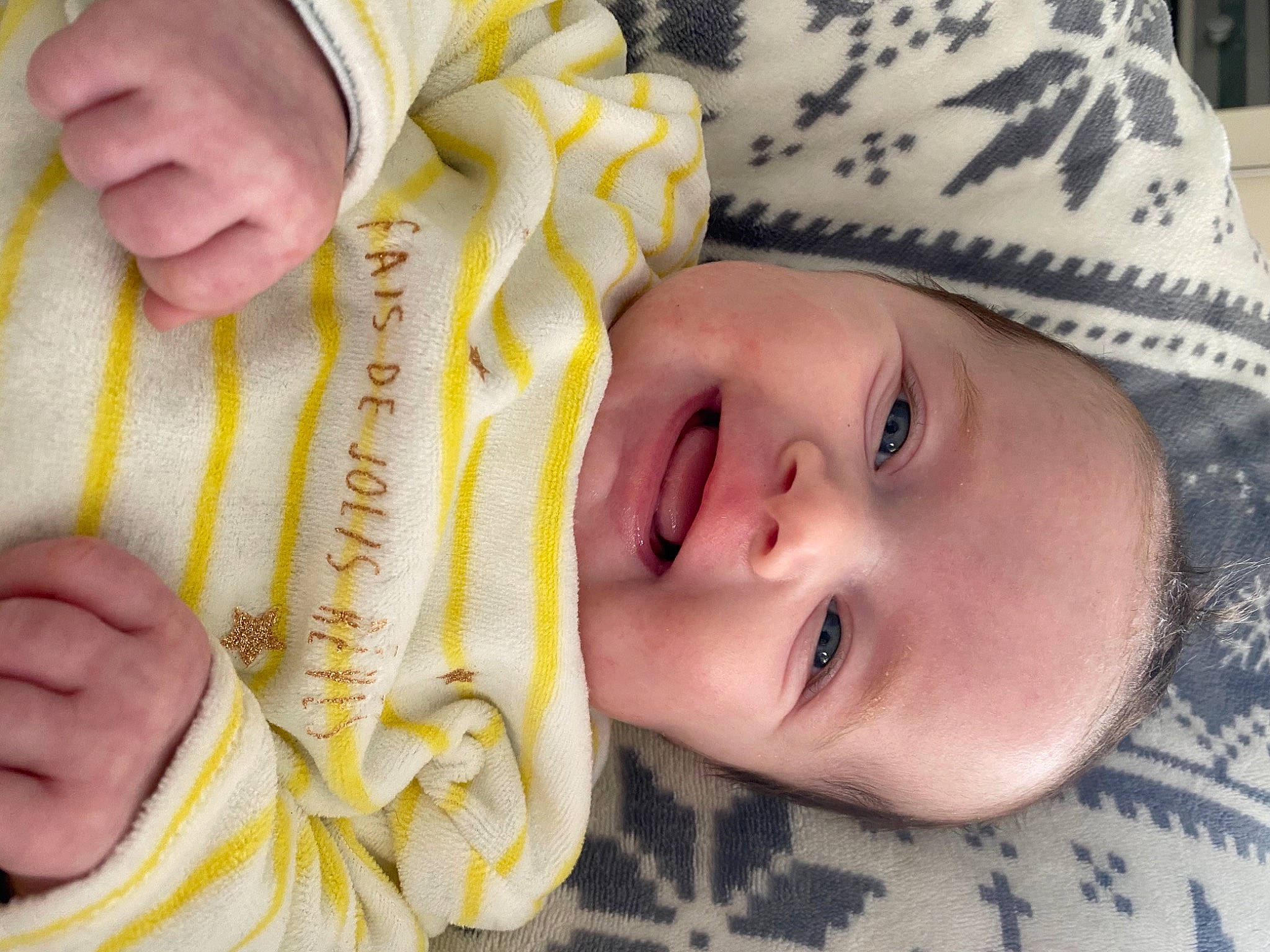 Ewa a rejoint le concours — aidez-le/la à gagner de superbes lots ! baby, baby_toddler_clothing, cheek, eye, eyebrow, eyelash, face, gesture, happy, hat, head, human, iris, lip, nose, organ, person, skin, smile, sun_hat