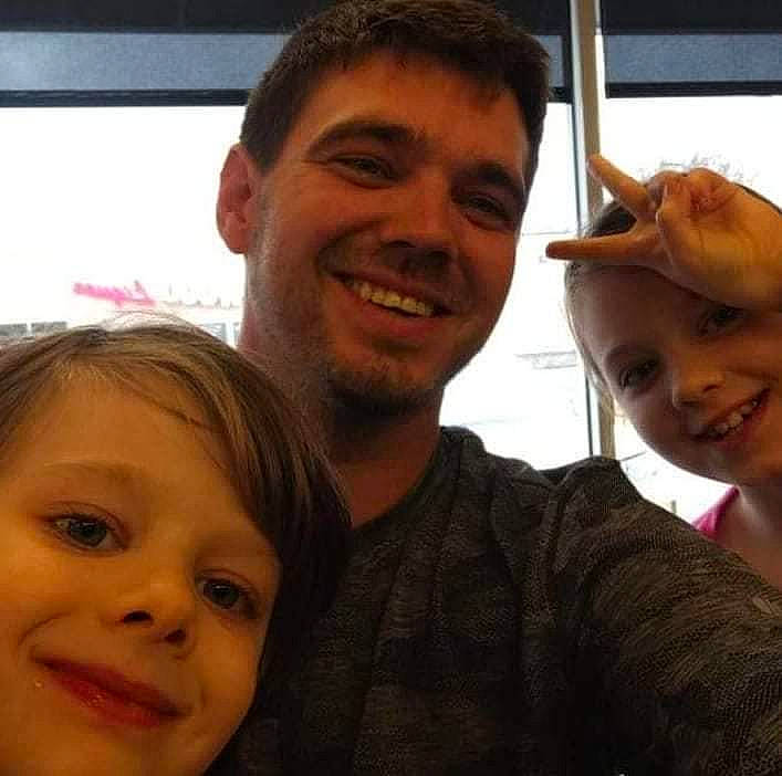 Abel joined the competition — help win amazing prizes! cheek, cool, ear, eye, eyebrow, eyewear, face, forehead, gesture, hair, happy, head, jaw, joy, lip, mouth, nose, organ, person, selfie