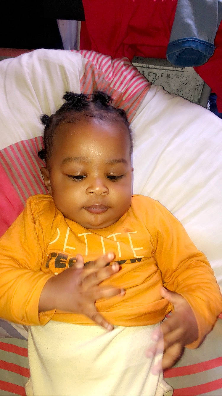 Kelvyn participe au concours pour gagner de l'argent avec cette photo : baby, cheek, child, face, forehead, head, lip, mouth, nose, person, skin, toddler