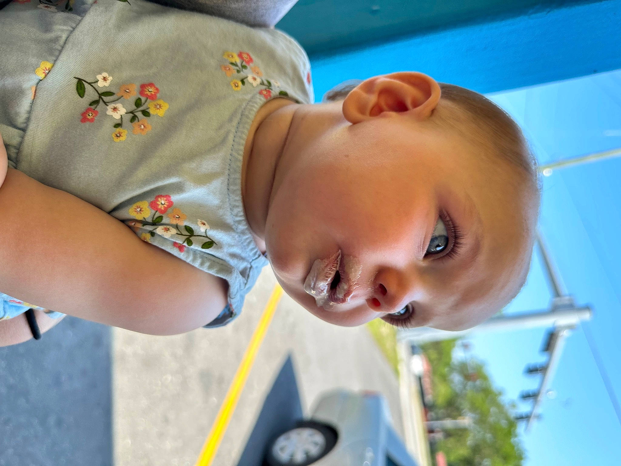 Alayna is registered to the contest to win money with this photo: baby, car, child, electric_blue, family_car, fun, grass, happy, leisure, mouth, nose, person, play, sky, sunglasses, t_shirt, toddler, tree, vacation, vehicle_door