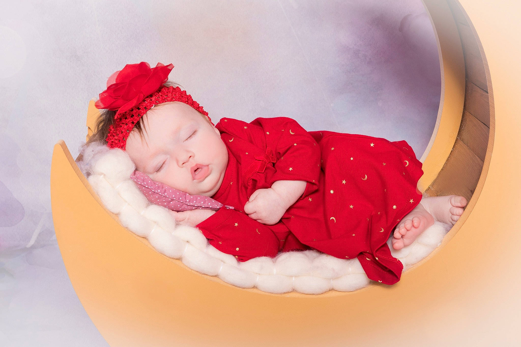 Liv participe au concours pour gagner de l'argent avec cette photo : baby, baby_products, baby_toddler_clothing, bonnet, child, comfort, costume_accessory, hair_accessory, headband, person