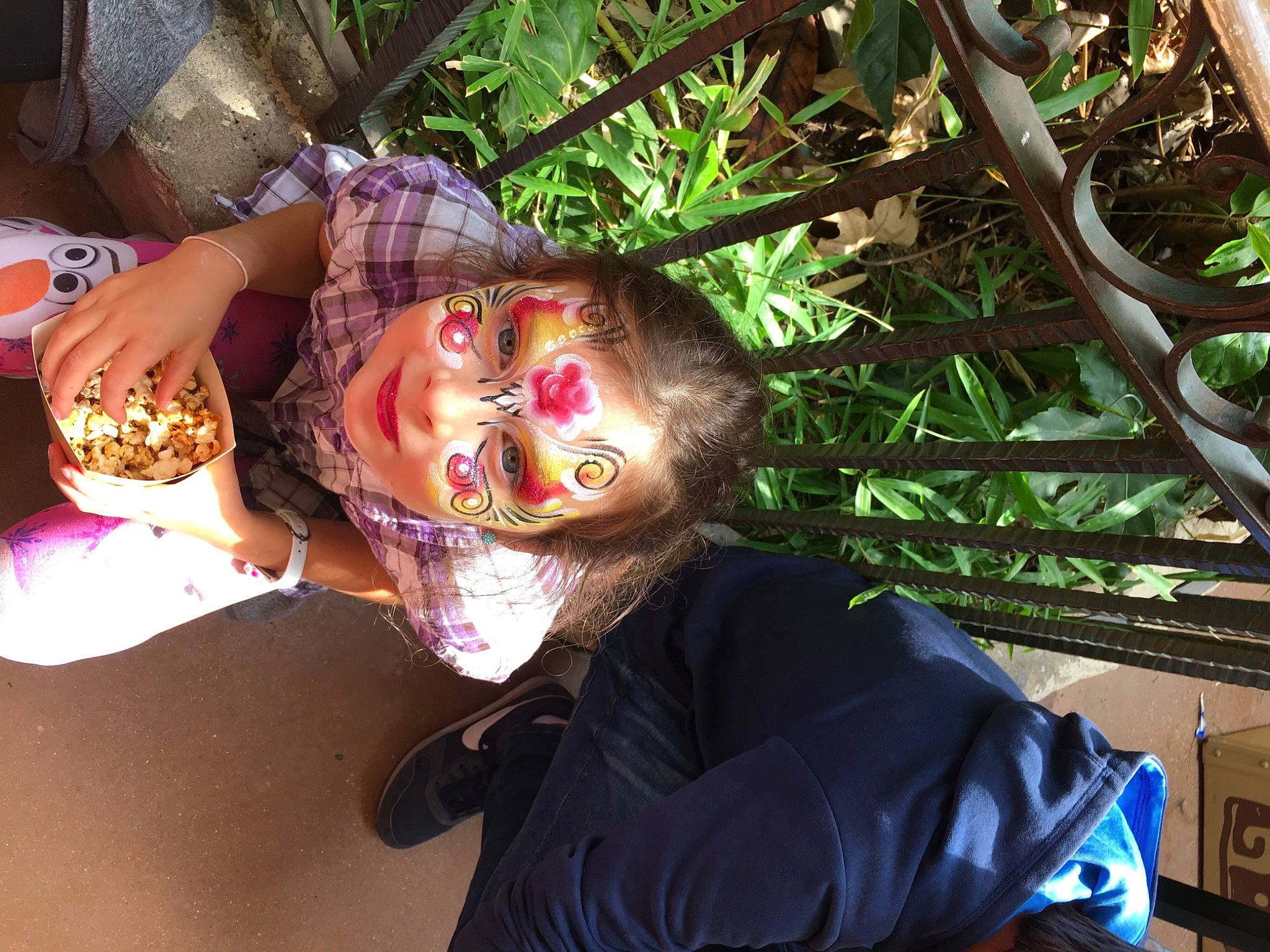 Fanny a rejoint le concours — aidez-le/la à gagner de superbes lots ! fun, person, smile