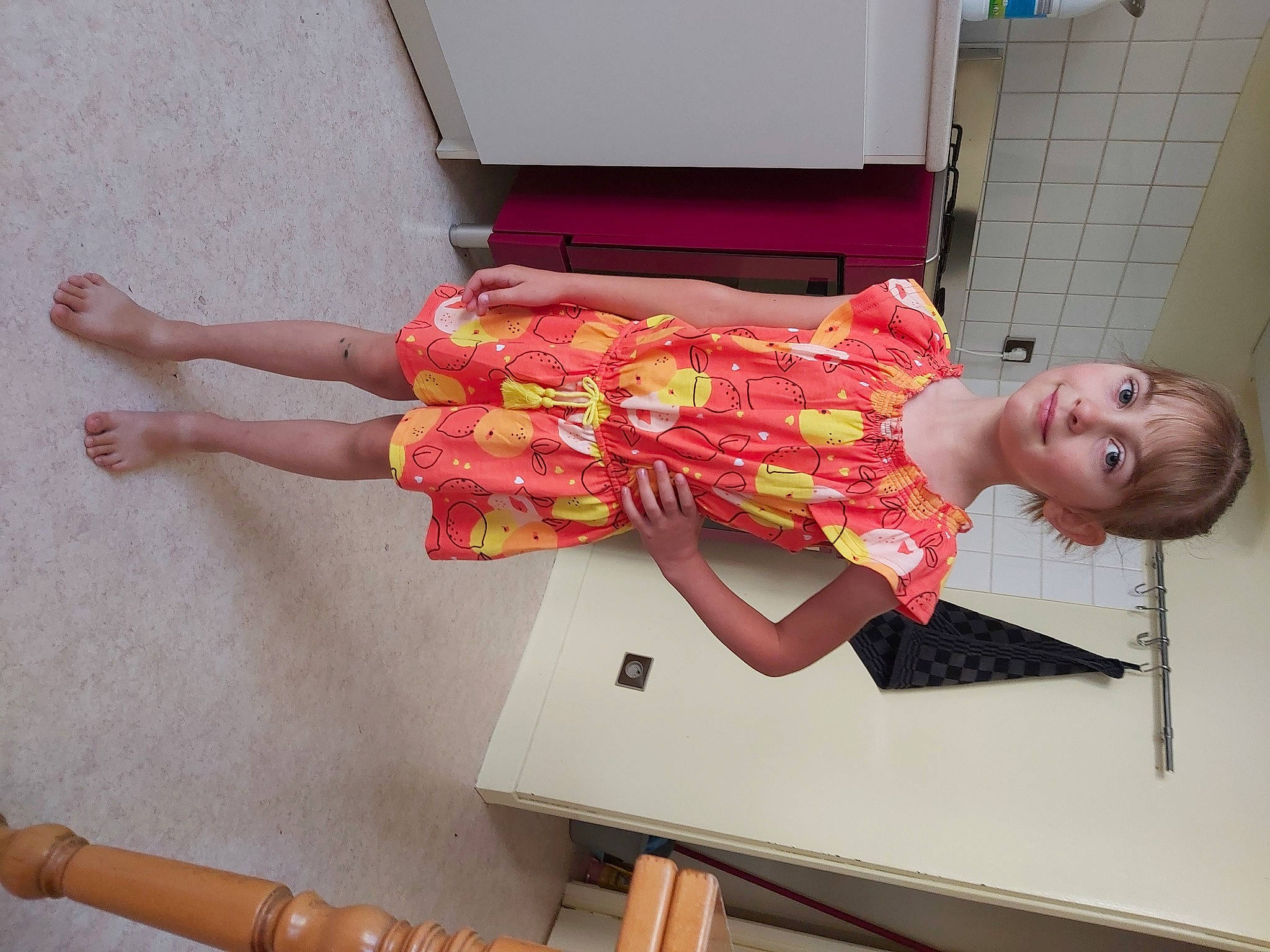 Jade participe au concours pour gagner de l'argent avec cette photo : joy, leg, person, pink