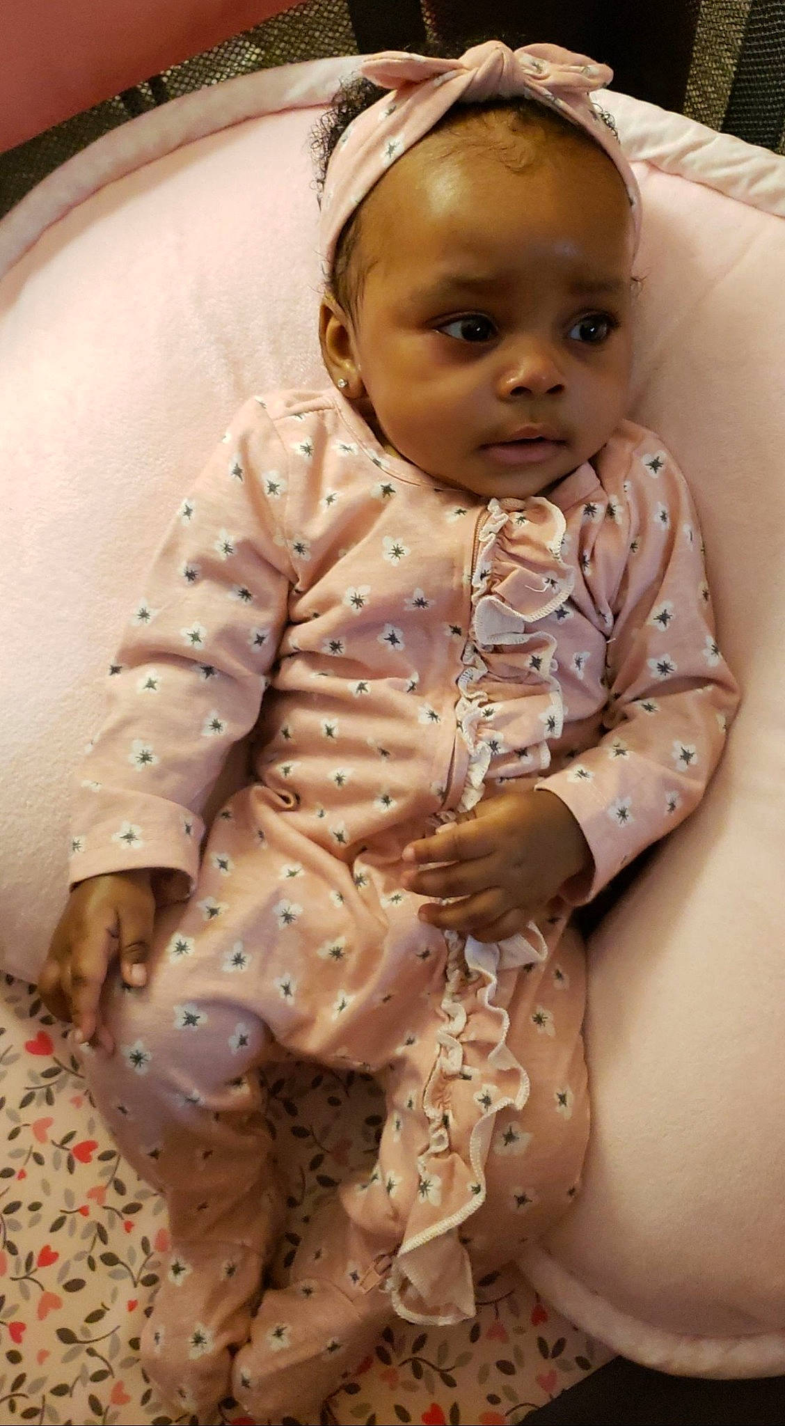 Z'Aria is registered to the contest to win money with this photo: baby, baby_toddler_clothing, cheek, child, collar, comfort, dress, dress_shirt, event, eye, face, facial_expression, hand, happy, head, human_body, pattern, person, skin, sleeve