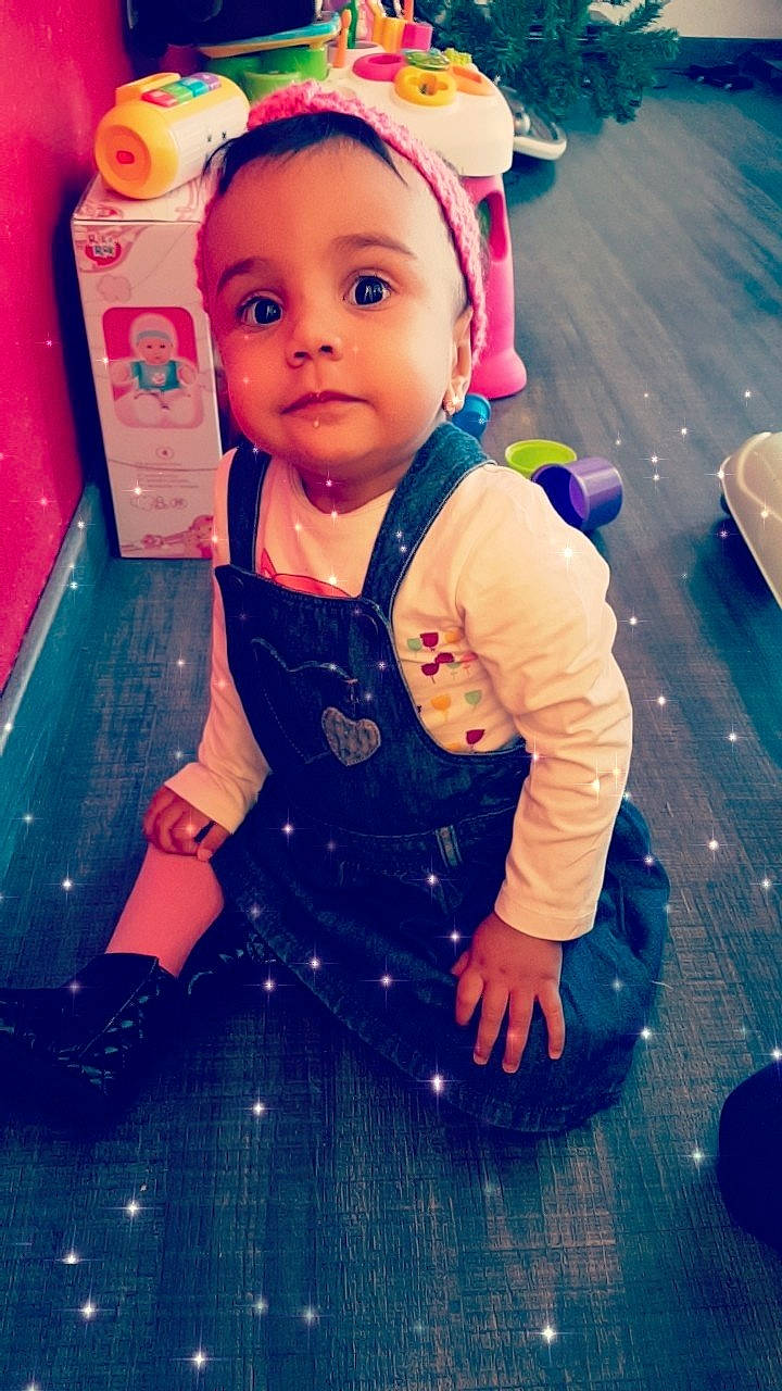 Ylona a rejoint le concours — aidez-le/la à gagner de superbes lots ! beauty, cheek, child, cool, day, fun, girl, happiness, human_hair_color, infant, iris, person, pink, play, product, skin, smile, toddler