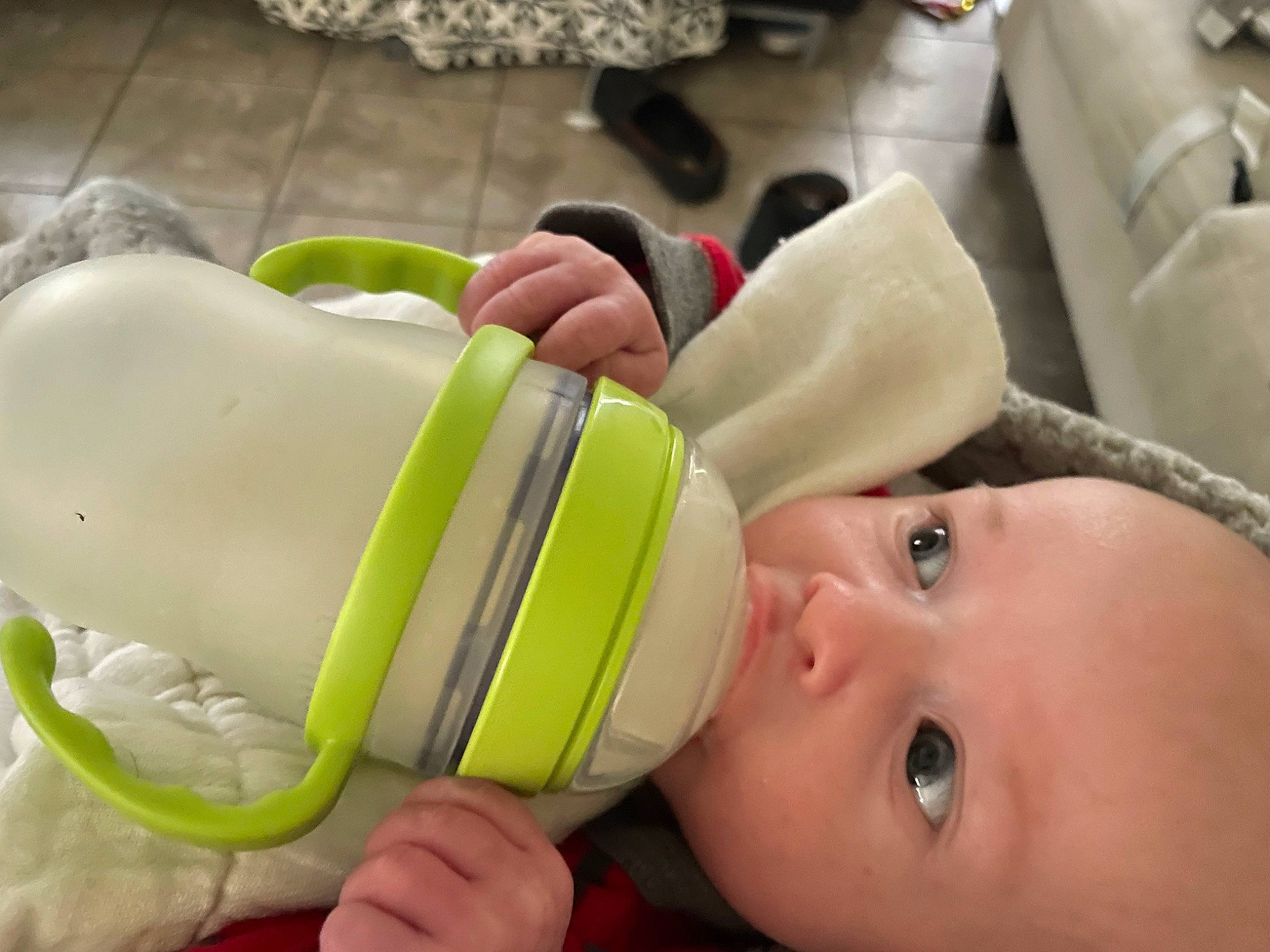 Palmer is registered to the contest to win money with this photo: baby, baby_toddler_clothing, cheek, child, comfort, eyelash, fashion_accessory, finger, fun, gesture, happy, hat, headgear, human_leg, leisure, mouth, person, personal_protective_equipment, skin, sports_gear