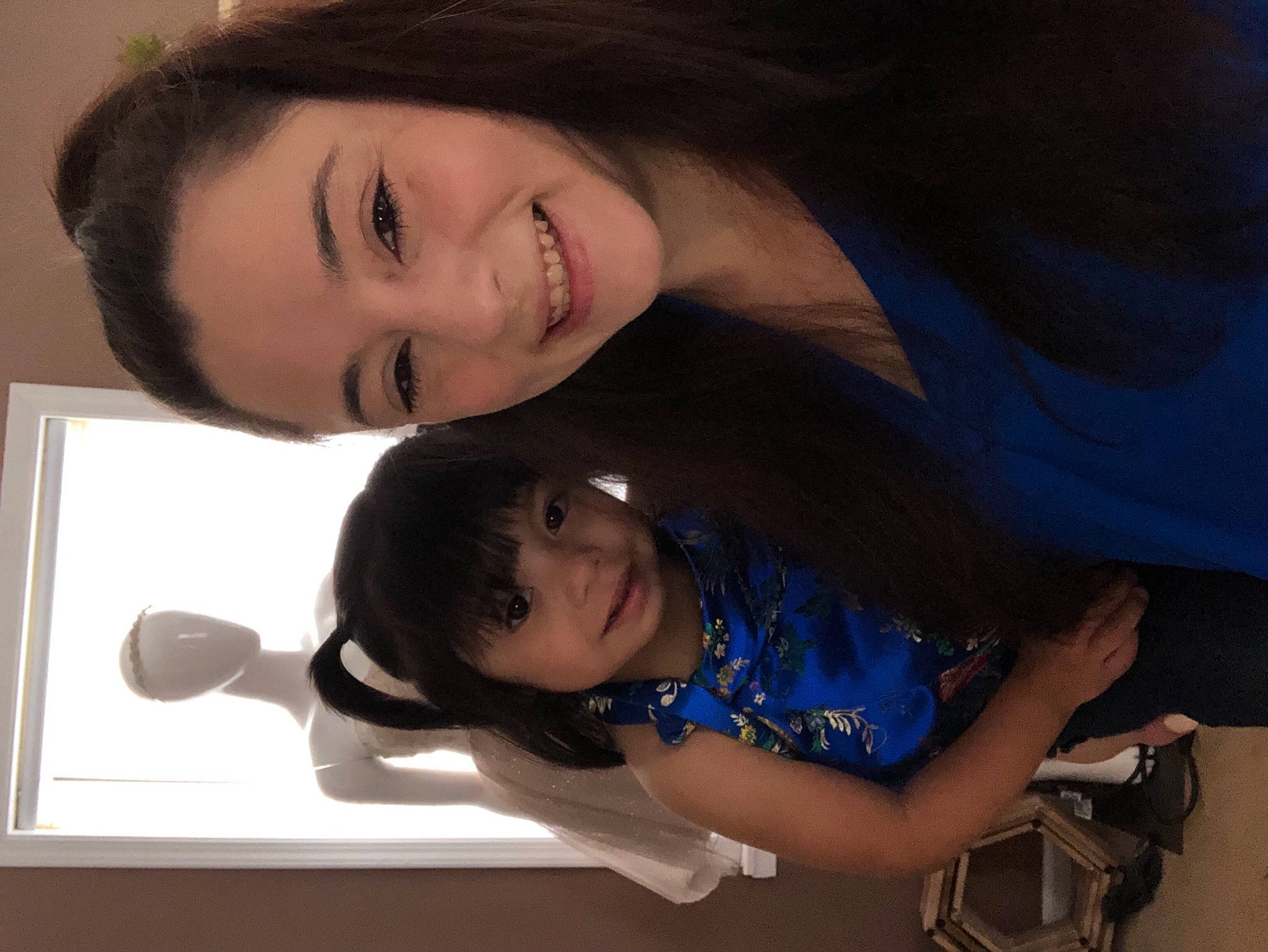 Araceli is registered to the contest to win money with this photo: arm, beauty, black_hair, cheek, elbow, eye, eyebrow, eyelash, face, flash_photography, fun, gesture, happy, joy, mouth, nose, person, photograph, skin, smile